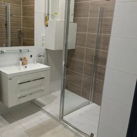 Apartament Cherry Ii *